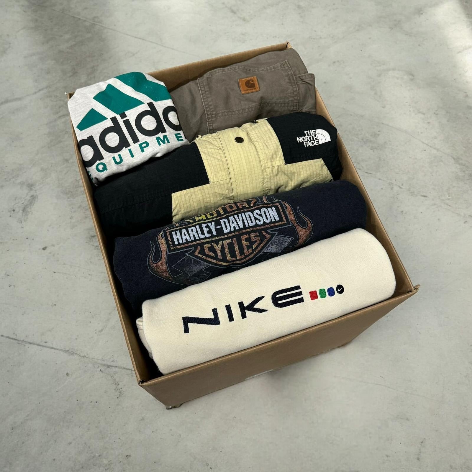 Branded Reseller Box - 10 Pieces (Vinted, Depop, eBay) Grade A+B